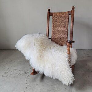 Icelandic Sheepskin - Natural Curly Fiber 47" x 35"